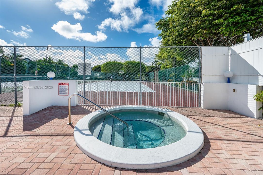 For Sale: $539,995 (3 beds, 2 baths, 1451 Square Feet)