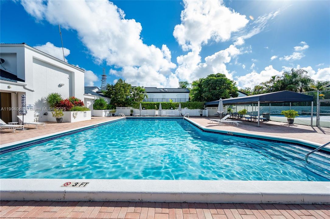 For Sale: $539,995 (3 beds, 2 baths, 1451 Square Feet)