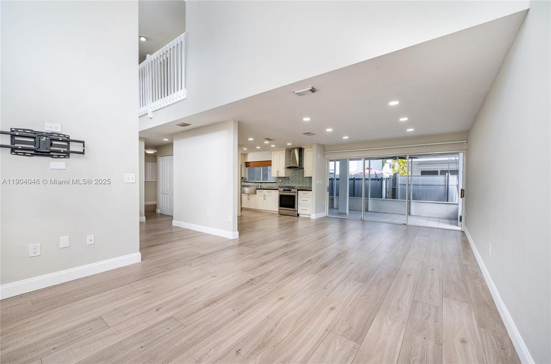 For Sale: $539,995 (3 beds, 2 baths, 1451 Square Feet)