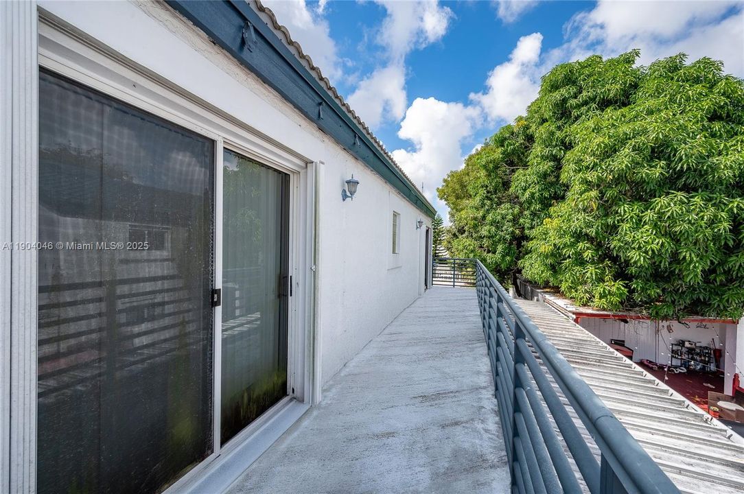 For Sale: $539,995 (3 beds, 2 baths, 1451 Square Feet)