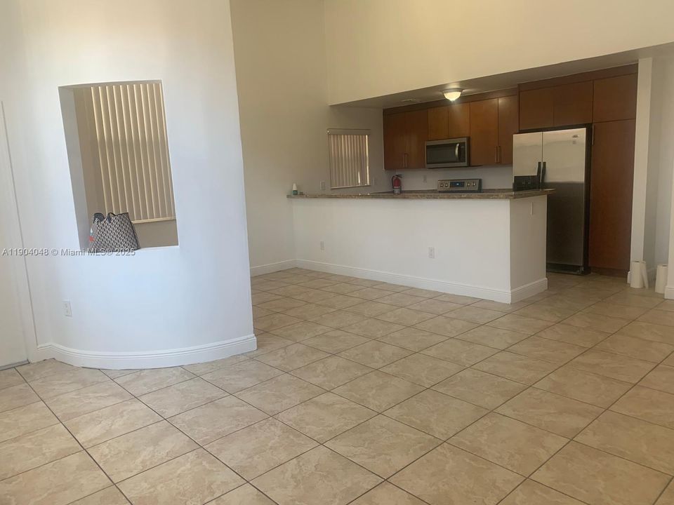 For Rent: $3,500 (3 beds, 3 baths, 0 Square Feet)