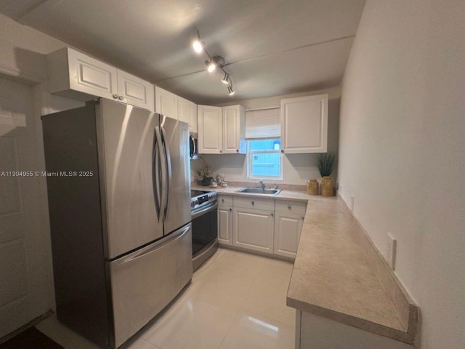 En Venta: $398,000 (3 camas, 1 baños, 1080 Pies cuadrados)