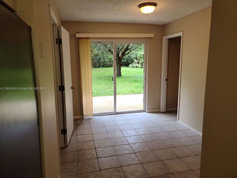 Недавно арендовано: $1,850 (3 спален, 1 ванн, 1131 Квадратных фут)