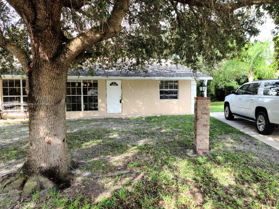 Недавно арендовано: $1,850 (3 спален, 1 ванн, 1131 Квадратных фут)