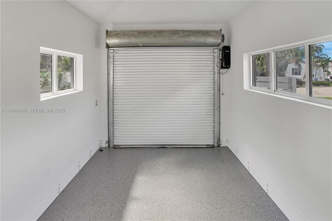 En Venta: $3,295,000 (5 camas, 5 baños, 3141 Pies cuadrados)