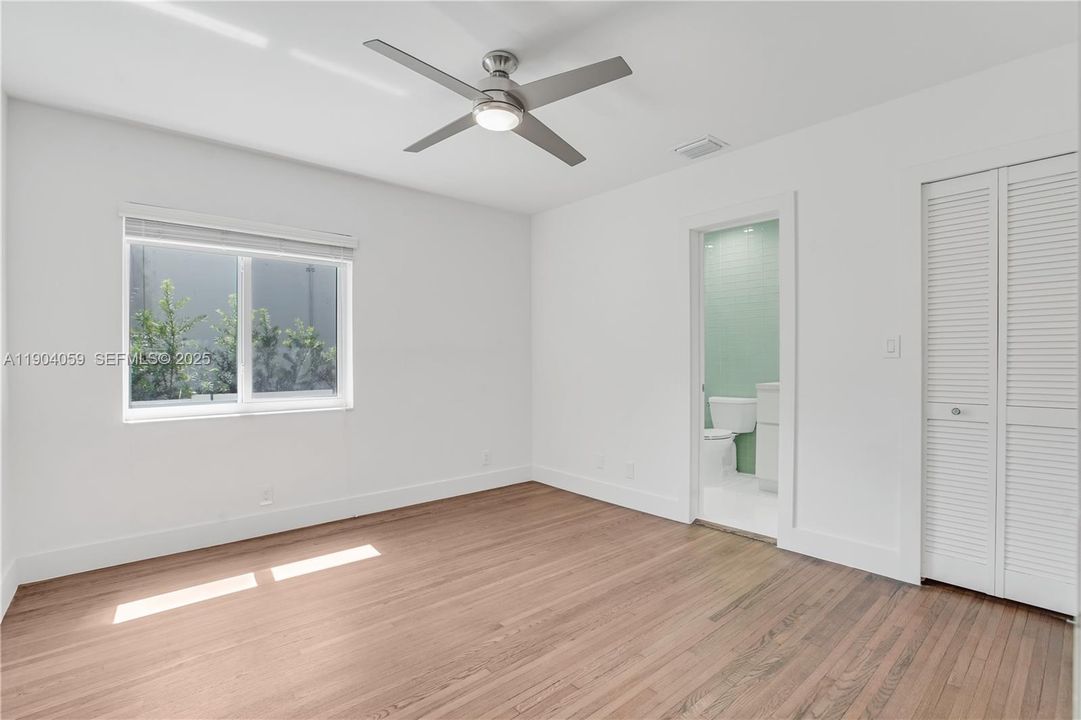 En Venta: $3,295,000 (5 camas, 5 baños, 3141 Pies cuadrados)