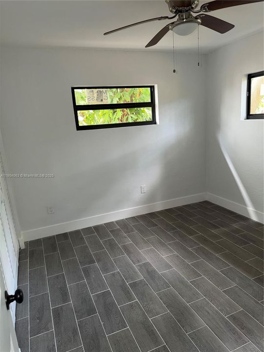 For Rent: $2,700 (2 beds, 1 baths, 1311 Square Feet)