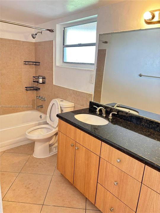 Recently Rented: $2,690 (3 beds, 2 baths, 1200 Square Feet)