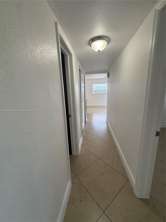 For Sale: $484,900 (3 beds, 2 baths, 1148 Square Feet)