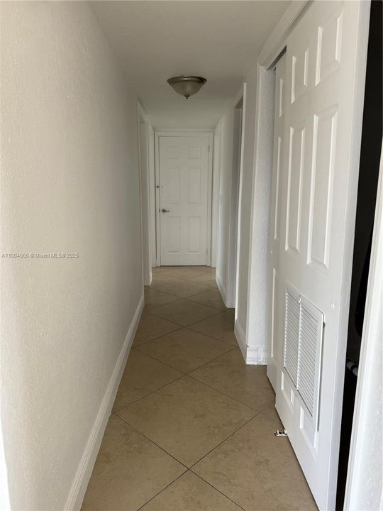 For Sale: $484,900 (3 beds, 2 baths, 1148 Square Feet)