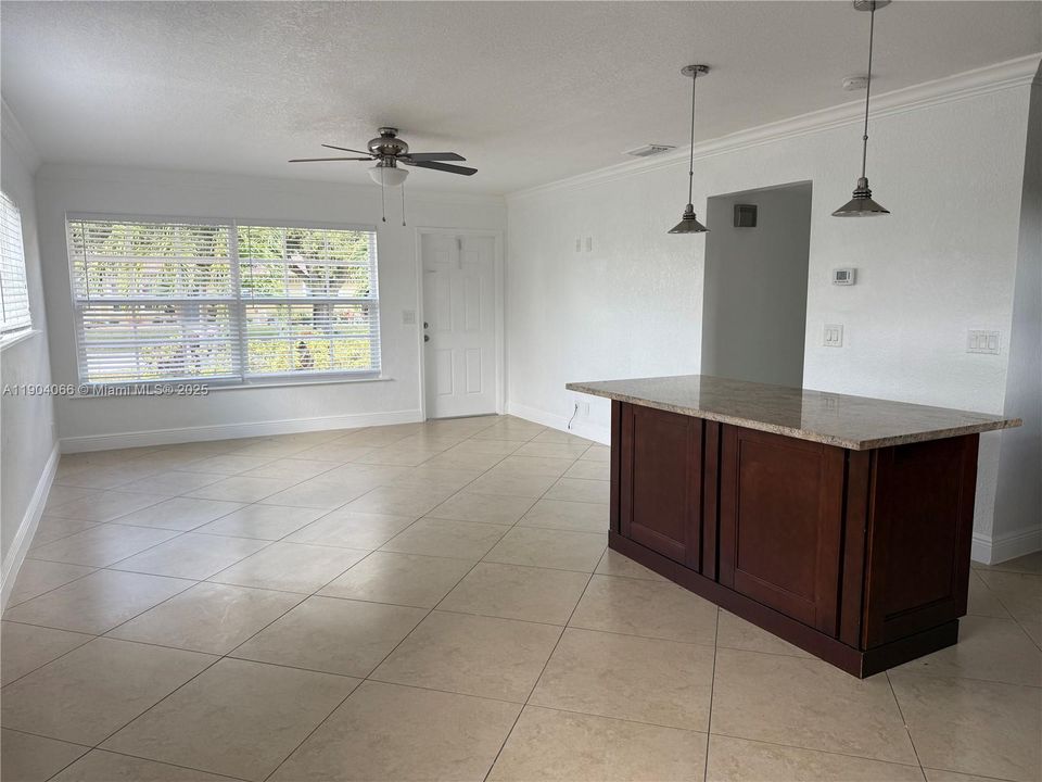 For Sale: $484,900 (3 beds, 2 baths, 1148 Square Feet)