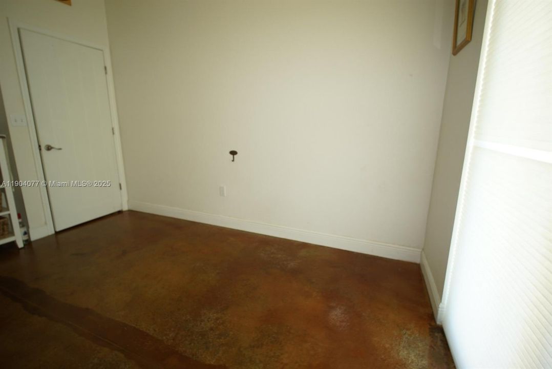 En Venta: $1,400,000 (3 camas, 2 baños, 2355 Pies cuadrados)