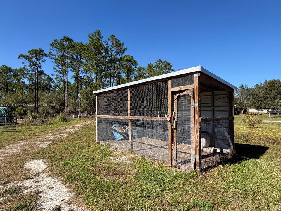 En Venta: $1,400,000 (3 camas, 2 baños, 2355 Pies cuadrados)