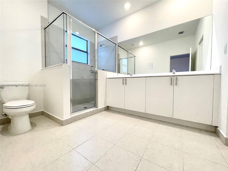 待售: $480,000 (3 贝兹, 2 浴室, 1442 平方英尺)