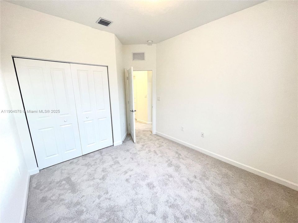 待售: $480,000 (3 贝兹, 2 浴室, 1442 平方英尺)