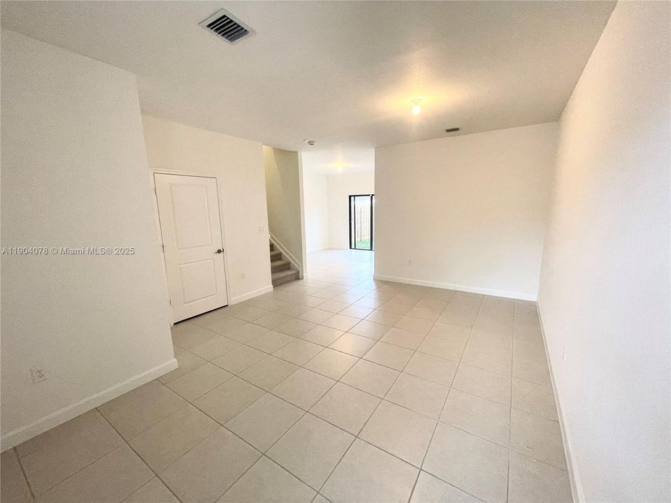 待售: $480,000 (3 贝兹, 2 浴室, 1442 平方英尺)