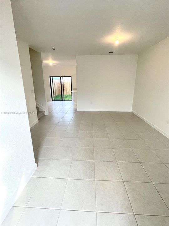 待售: $480,000 (3 贝兹, 2 浴室, 1442 平方英尺)