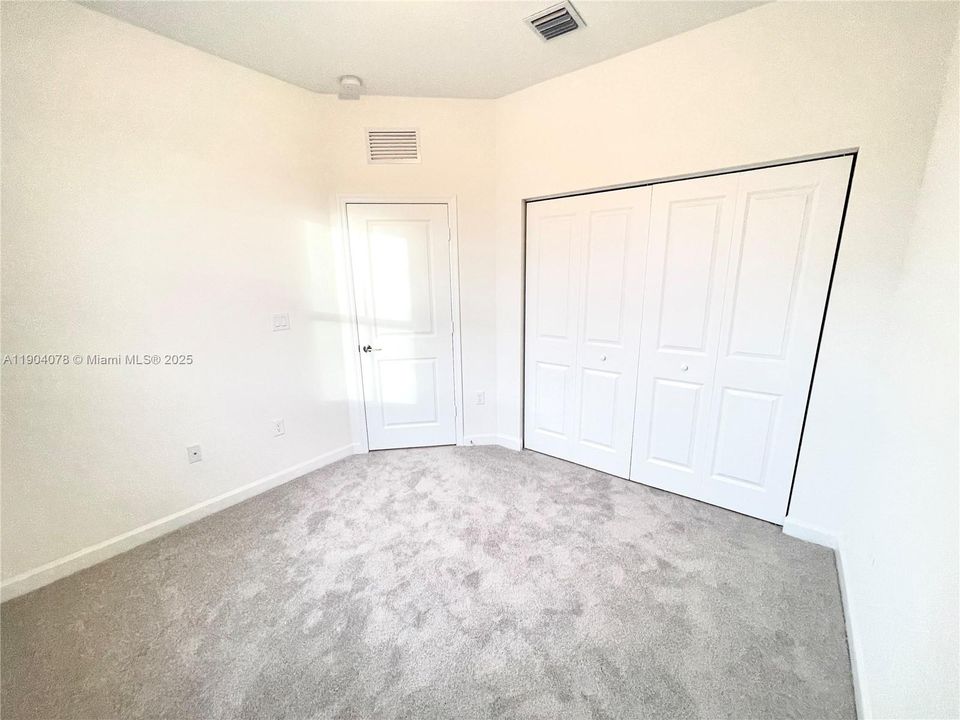 待售: $480,000 (3 贝兹, 2 浴室, 1442 平方英尺)