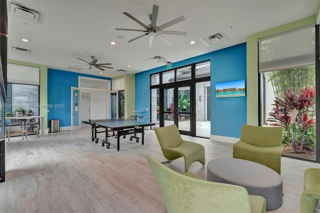 For Sale: $720,000 (3 beds, 2 baths, 1610 Square Feet)