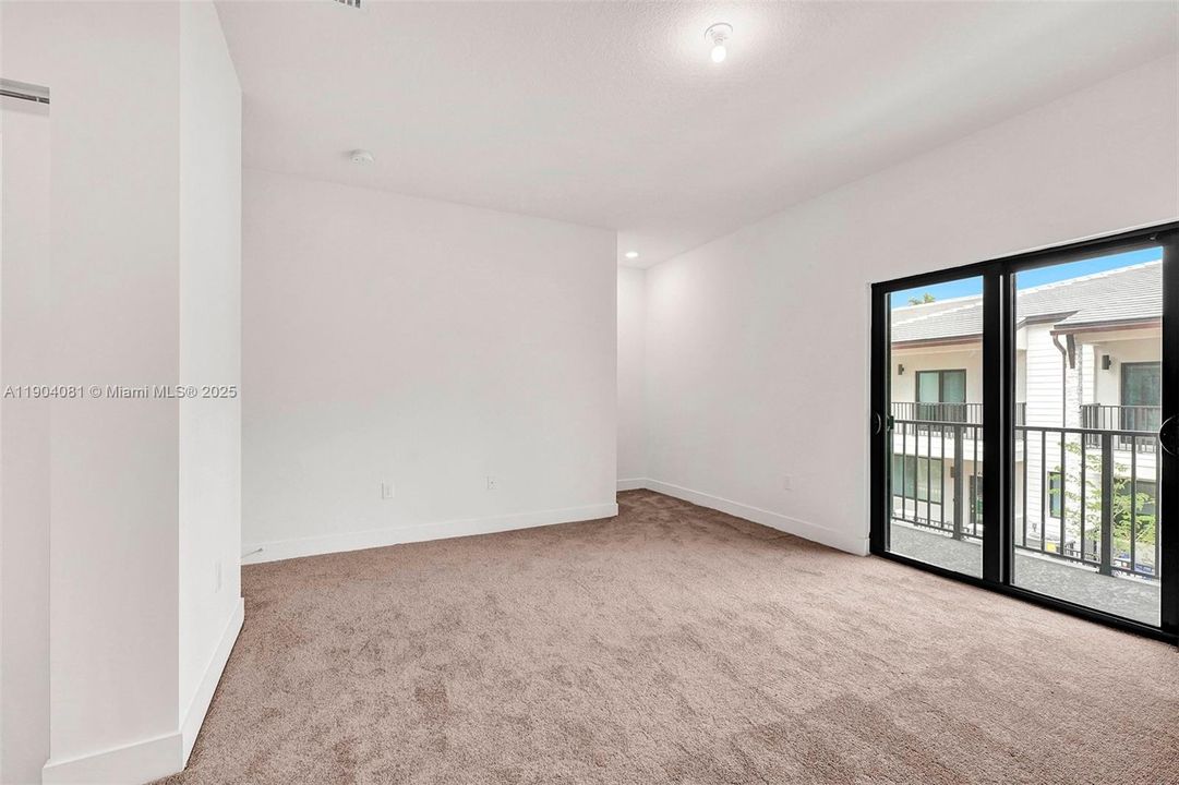 For Sale: $720,000 (3 beds, 2 baths, 1610 Square Feet)