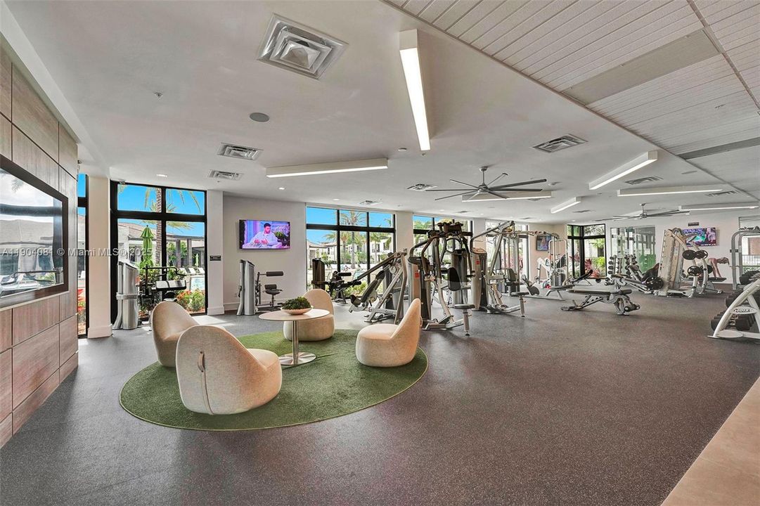 For Sale: $720,000 (3 beds, 2 baths, 1610 Square Feet)