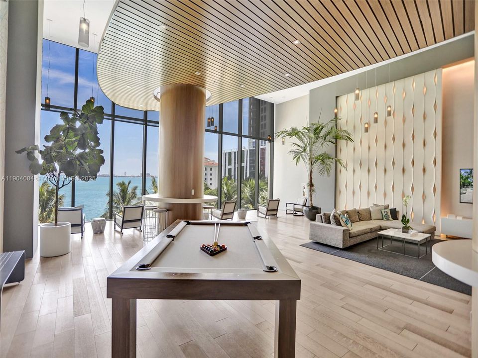 Недавно арендовано: $3,800 (2 спален, 2 ванн, 1143 Квадратных фут)