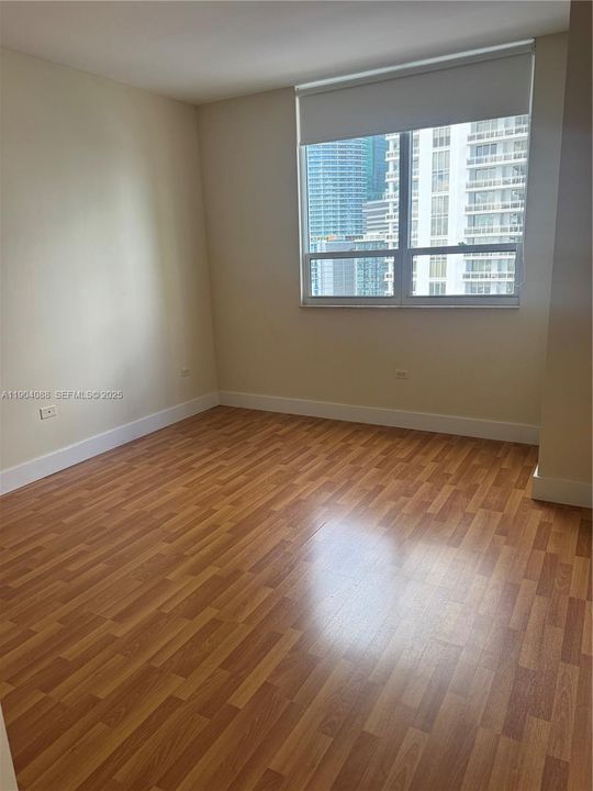 For Rent: $4,850 (2 beds, 2 baths, 1303 Square Feet)