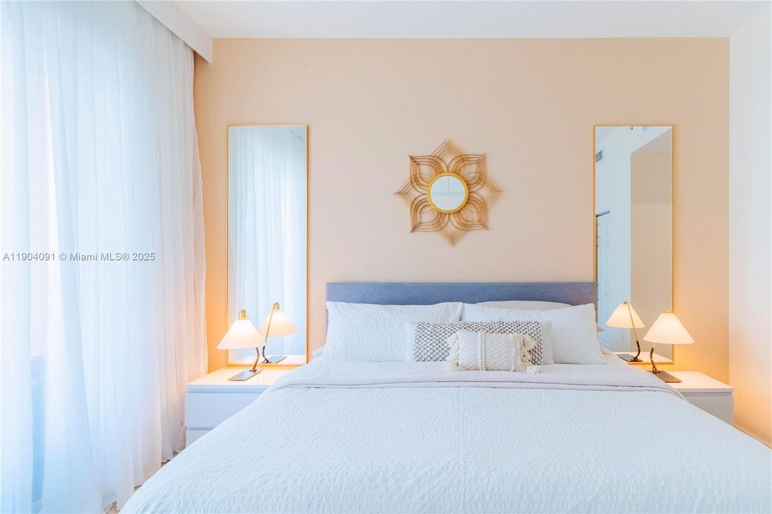 For Sale: $325,000 (2 beds, 2 baths, 1265 Square Feet)