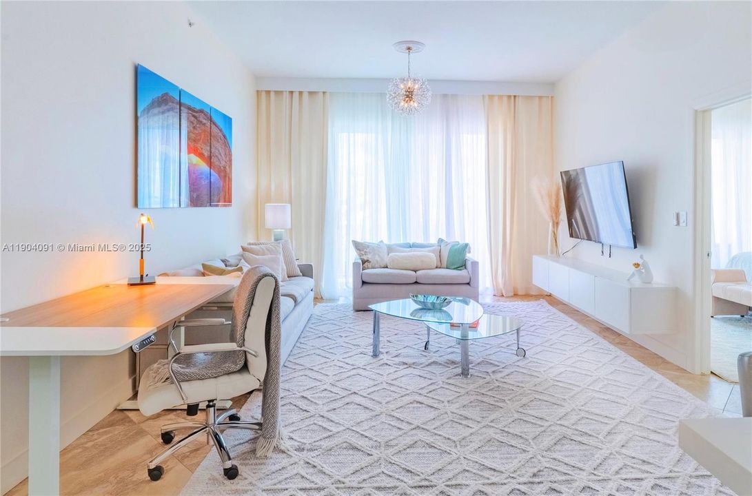 For Sale: $325,000 (2 beds, 2 baths, 1265 Square Feet)