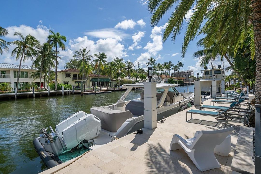100 Ft DeepWater Frontage
