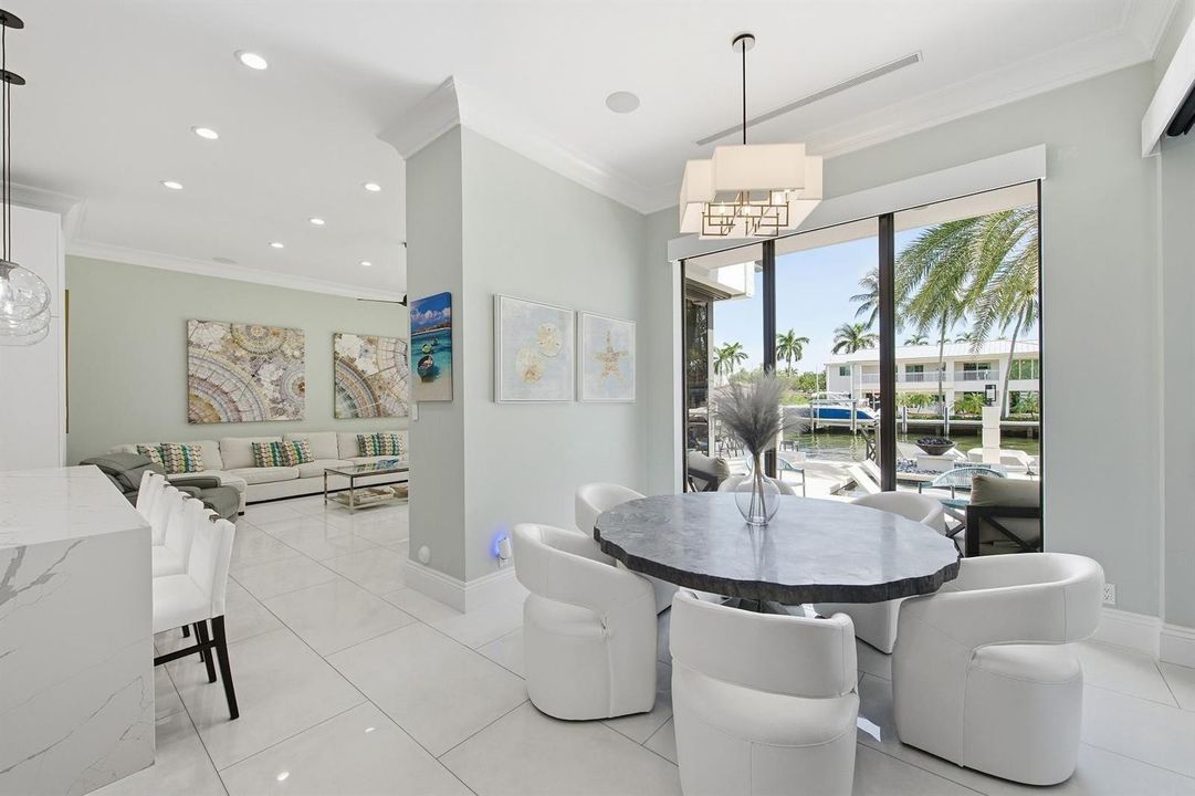 Breakfast area