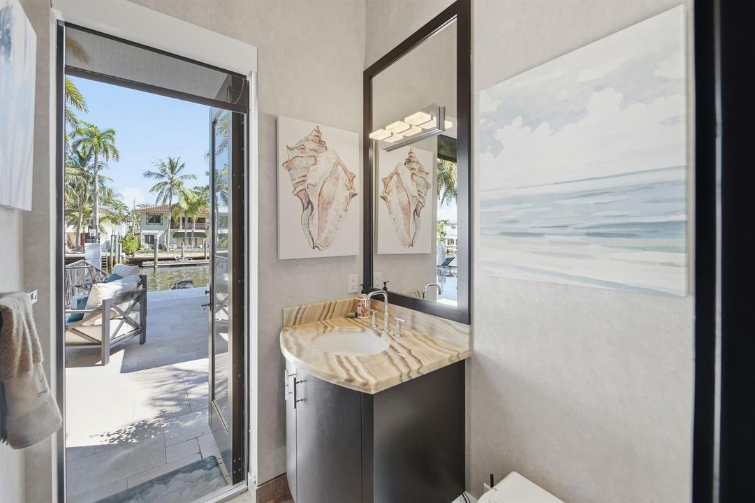Cabana Bath