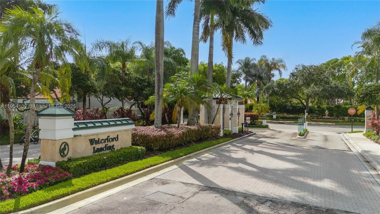 Recently Rented: $5,900 (4 beds, 3 baths, 2776 Square Feet)