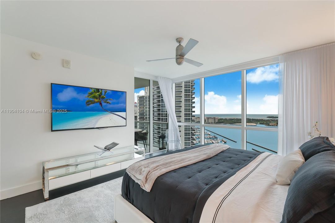 For Rent: $25,000 (3 beds, 3 baths, 2158 Square Feet)