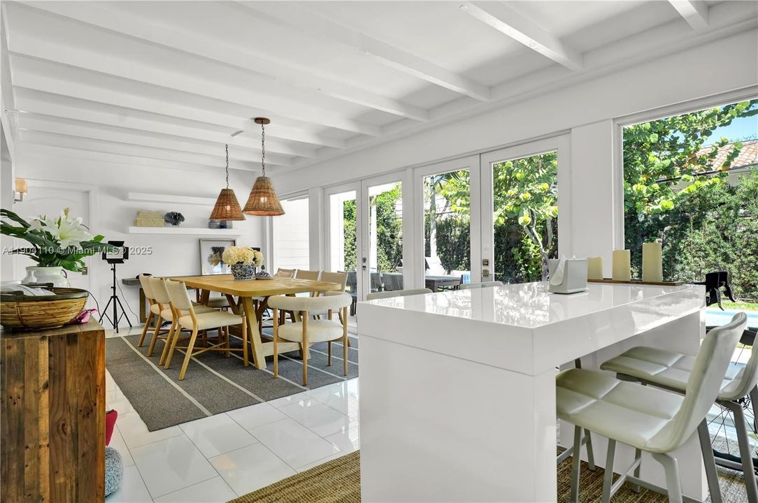 For Rent: $15,000 (4 beds, 3 baths, 2122 Square Feet)