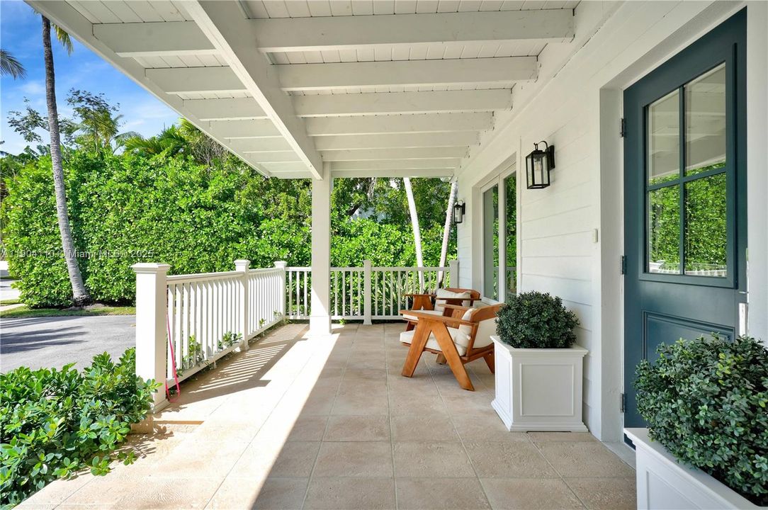 For Rent: $15,000 (4 beds, 3 baths, 2122 Square Feet)