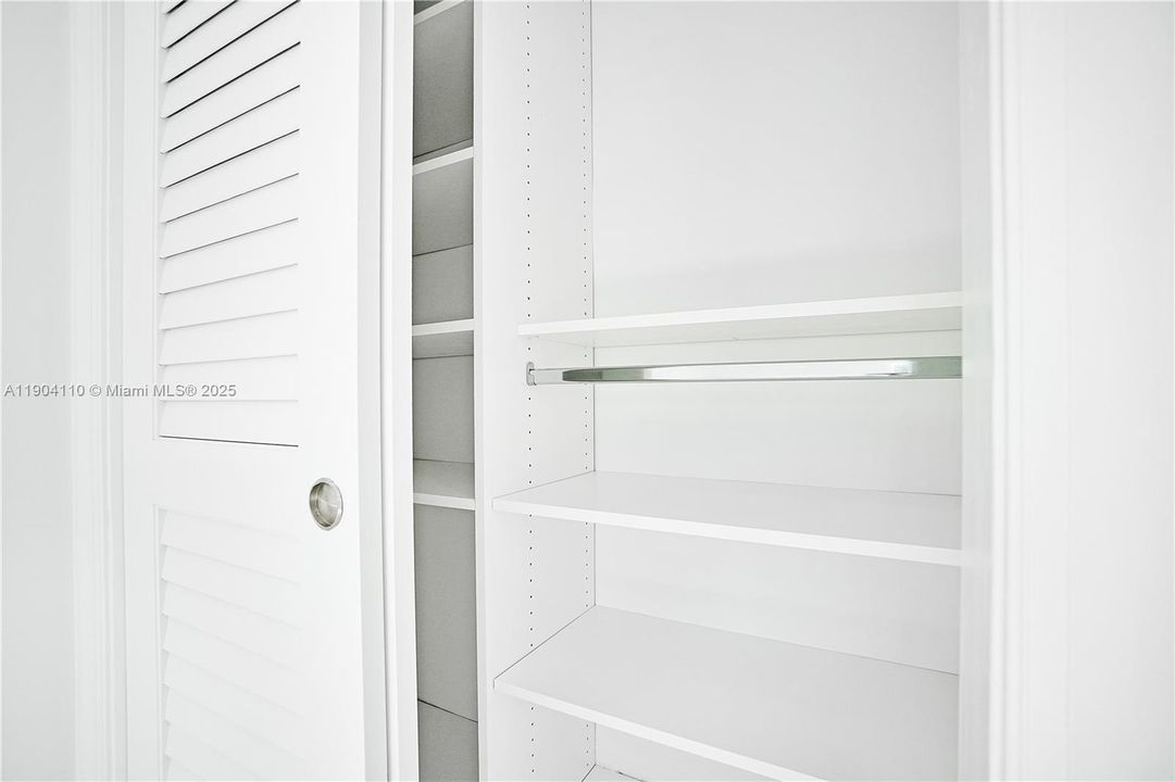 For Rent: $15,000 (4 beds, 3 baths, 2122 Square Feet)