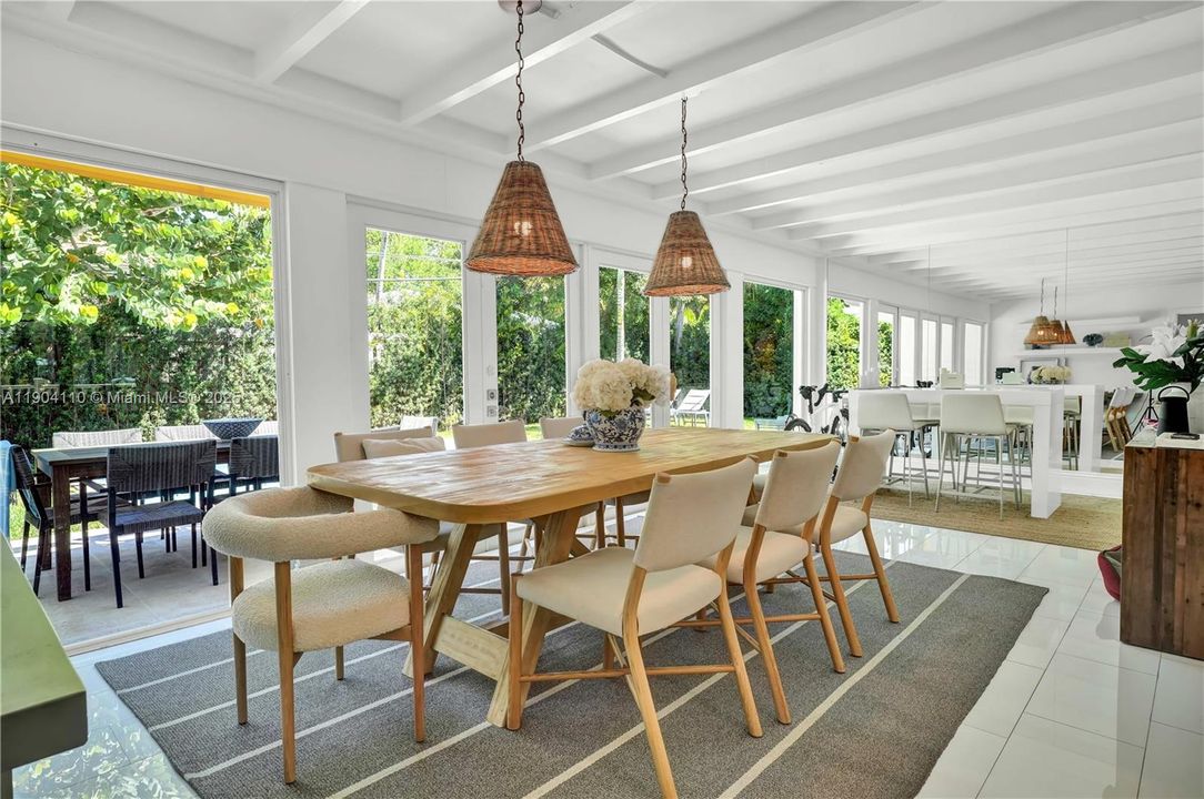 For Rent: $15,000 (4 beds, 3 baths, 2122 Square Feet)