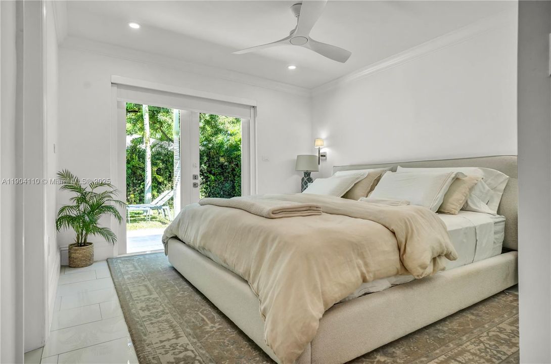 For Rent: $15,000 (4 beds, 3 baths, 2122 Square Feet)