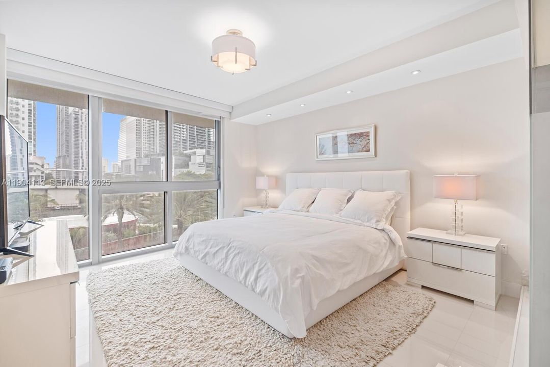 For Sale: $849,000 (3 beds, 3 baths, 1508 Square Feet)