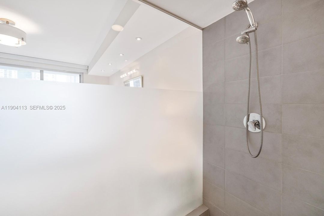 For Sale: $849,000 (3 beds, 3 baths, 1508 Square Feet)