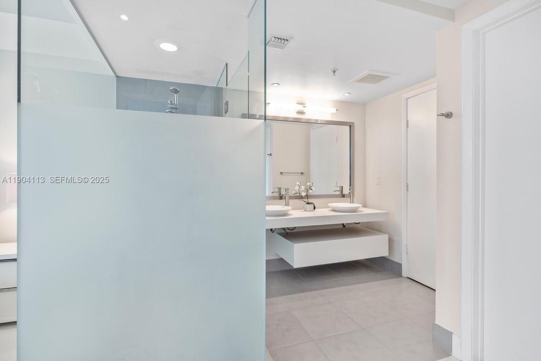 For Sale: $849,000 (3 beds, 3 baths, 1508 Square Feet)