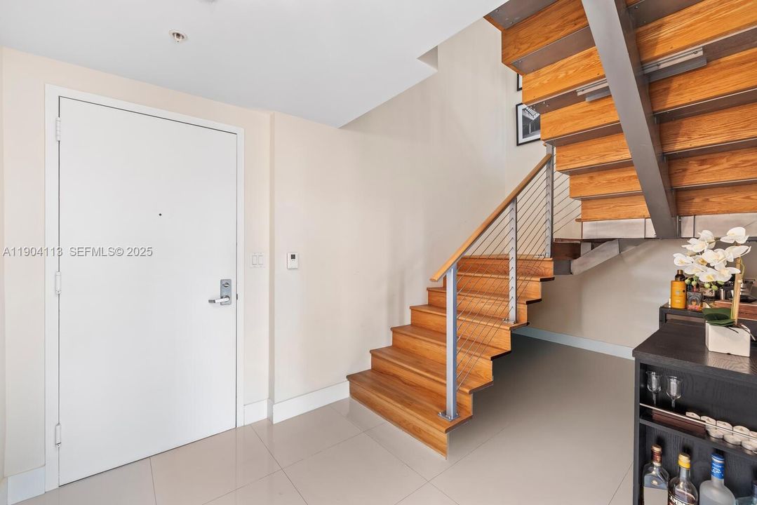 For Sale: $849,000 (3 beds, 3 baths, 1508 Square Feet)