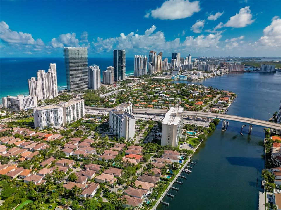 For Sale: $480,000 (1 beds, 1 baths, 1000 Square Feet)