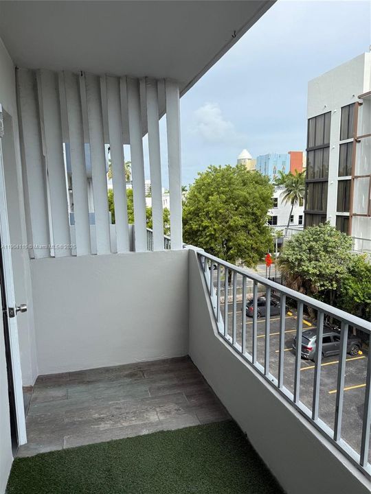 Recently Rented: $1,950 (1 beds, 1 baths, 669 Square Feet)