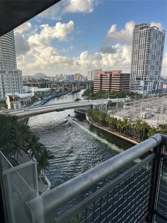 出租: $2,650 (1 贝兹, 1 浴室, 795 平方英尺)