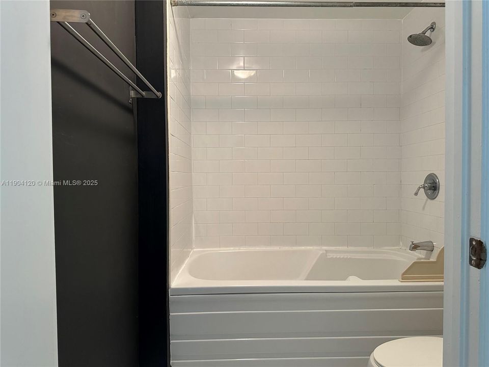 出租: $2,650 (1 贝兹, 1 浴室, 795 平方英尺)