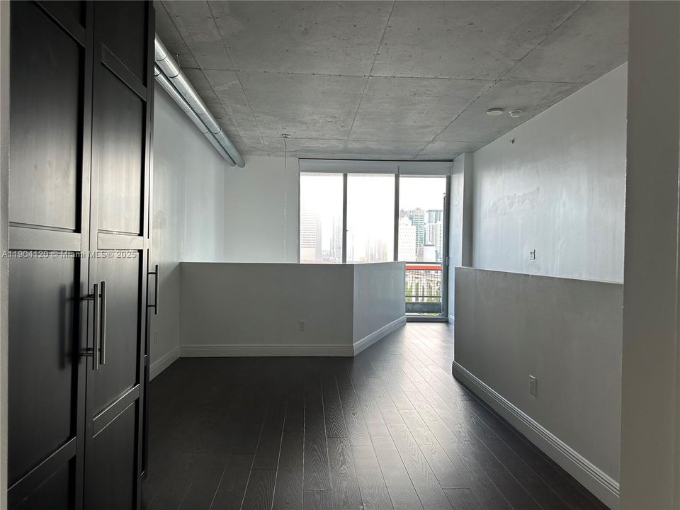 出租: $2,650 (1 贝兹, 1 浴室, 795 平方英尺)