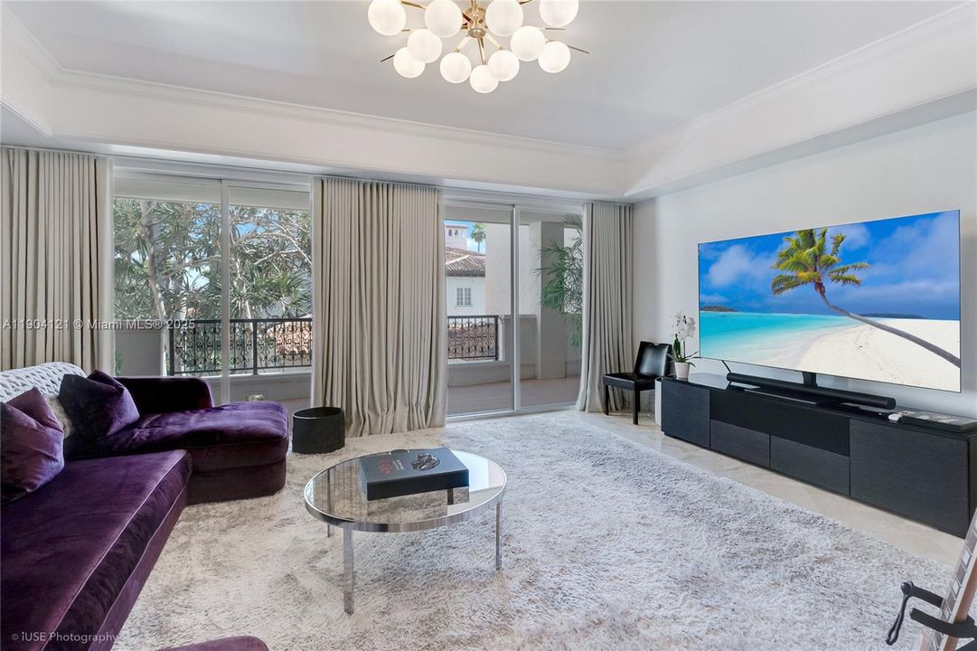 En Renta: $48,000 (3 camas, 3 baños, 4252 Pies cuadrados)