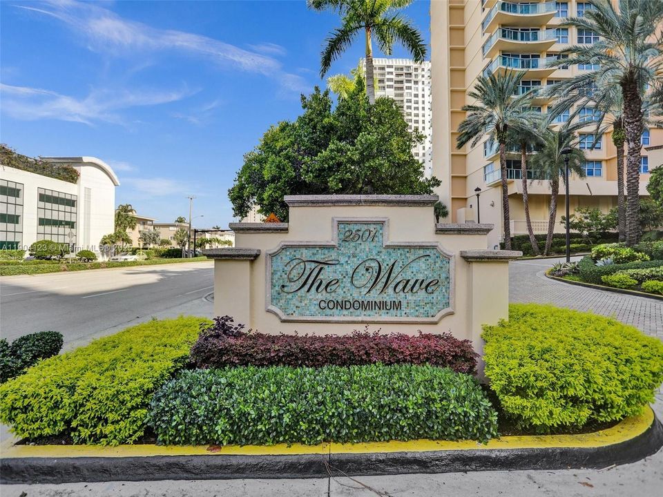 For Rent: $3,000 (0 beds, 1 baths, 482 Square Feet)